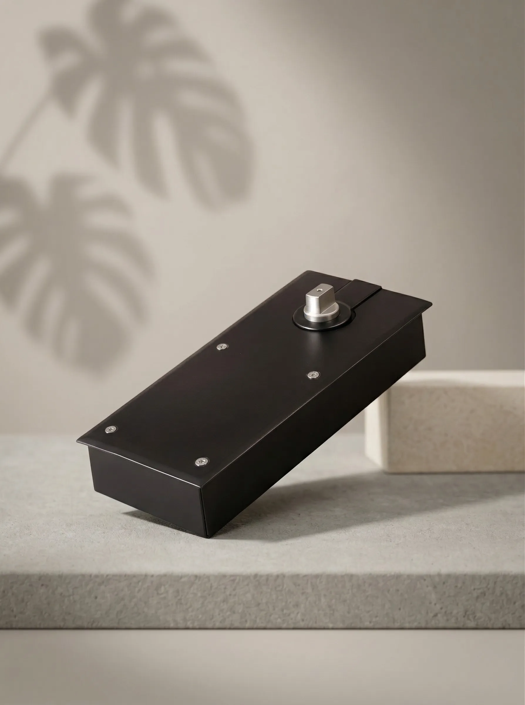GLAXOR Heavy-Duty Concealed 90kg Single Cylinder Floor Spring