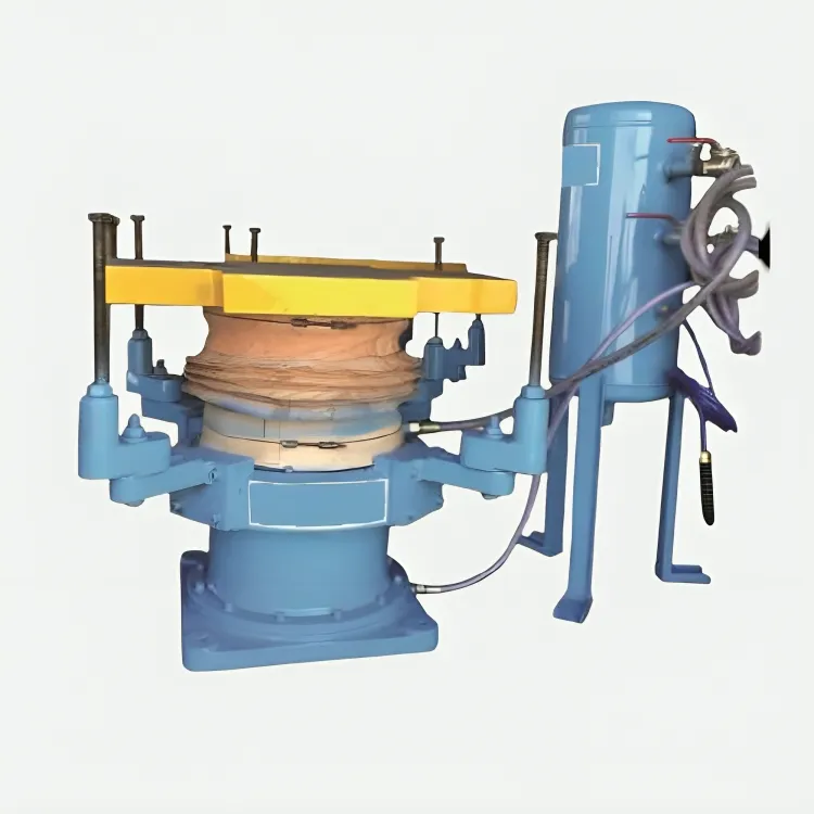 Semi-automatic pneumatic jolter moulding machine manufactured by IP Magnate for rapid foundry sand compaction.